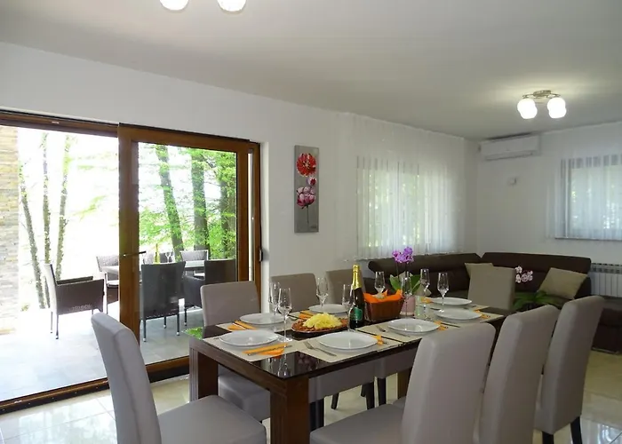 Kolpa Paradise * Metlika